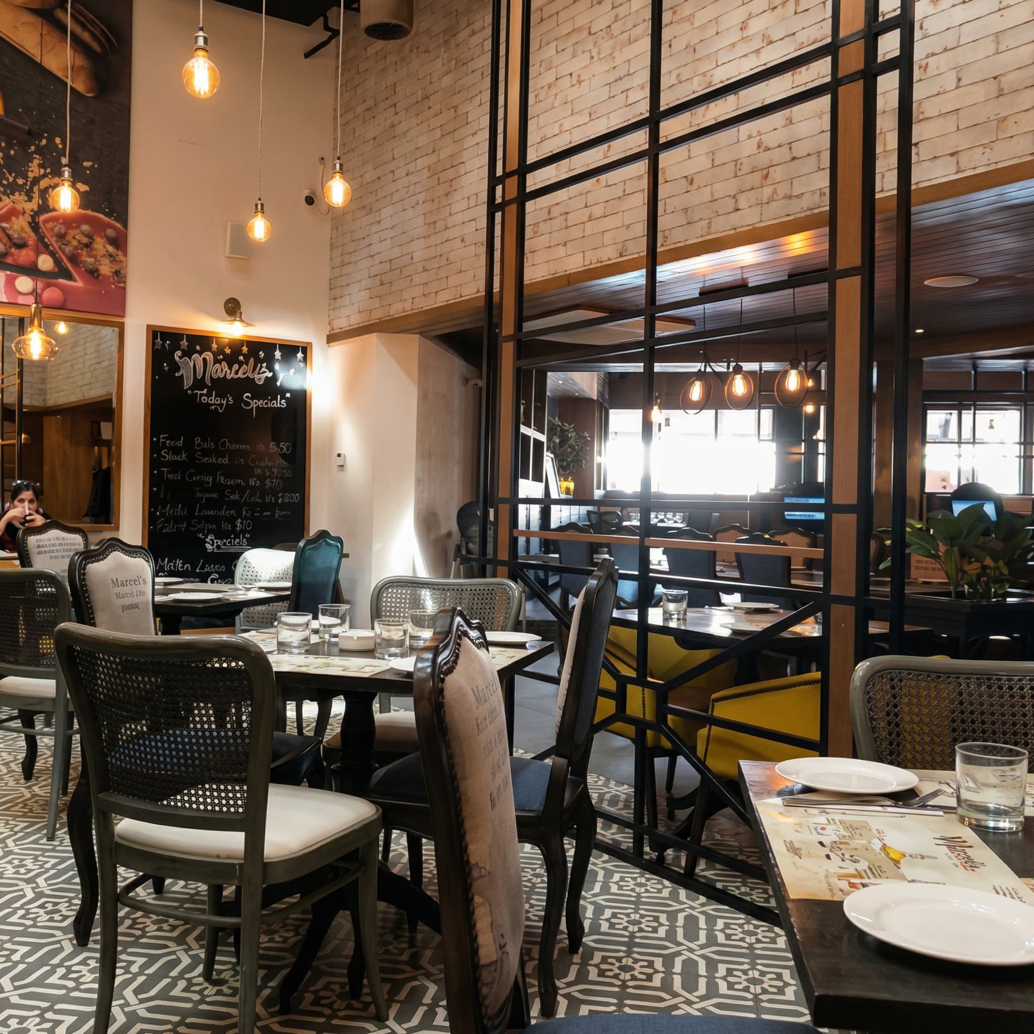 Marcel Café (Boat Basin) - Image 1